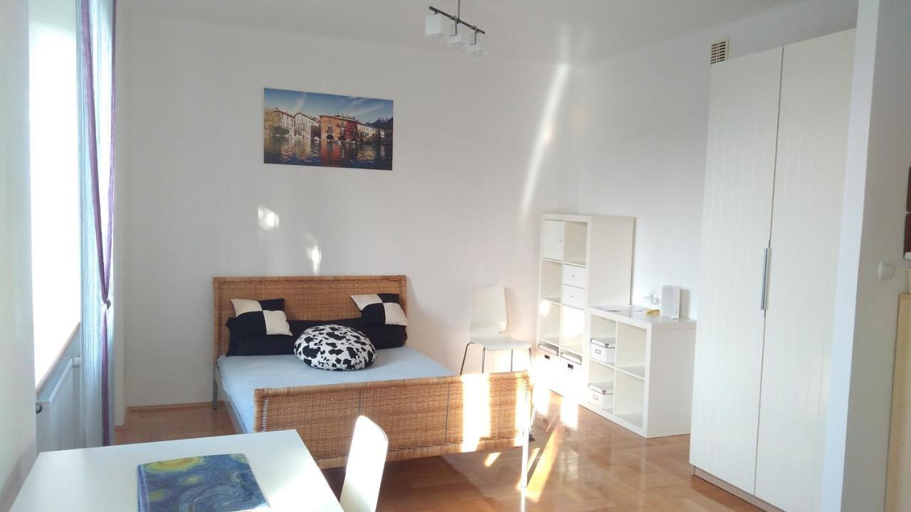 Apartament Hallera Square Warsaw 27M2 Exterior photo