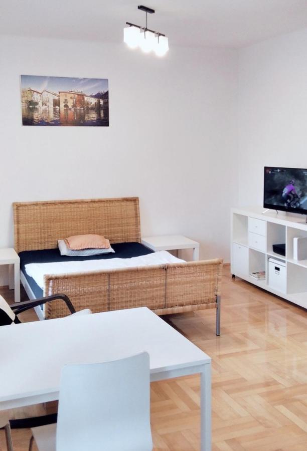 Apartament Hallera Square Warsaw 27M2 Exterior photo